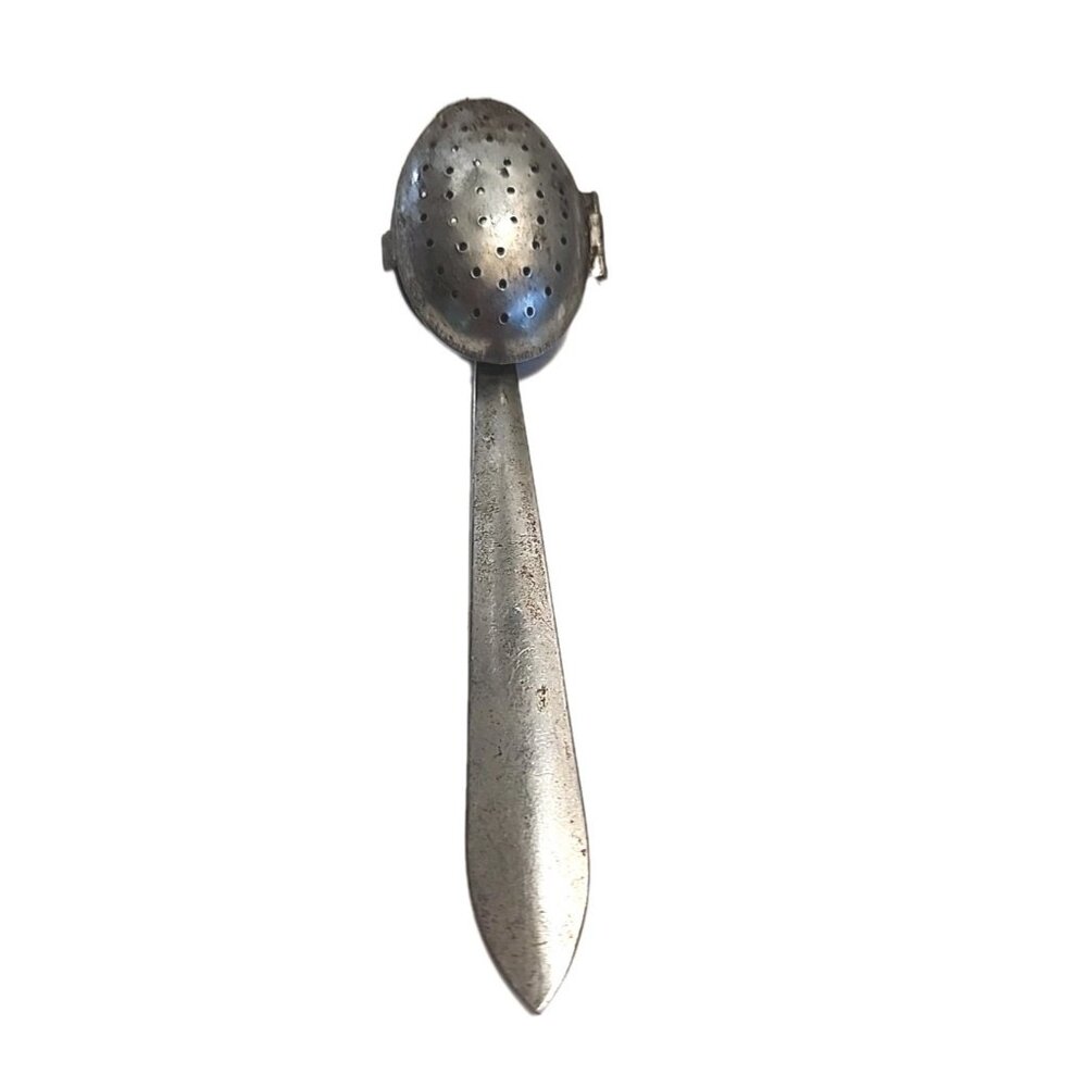 Leaf & Herb Tea Infuser Strainer Spoon Kitchen Tool 5.75 Inch Long READ
